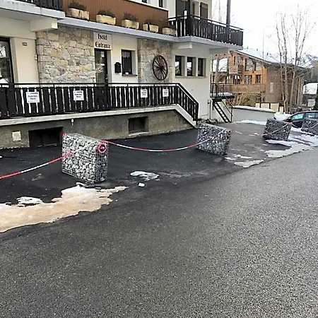 La Kinkerne Hotel *